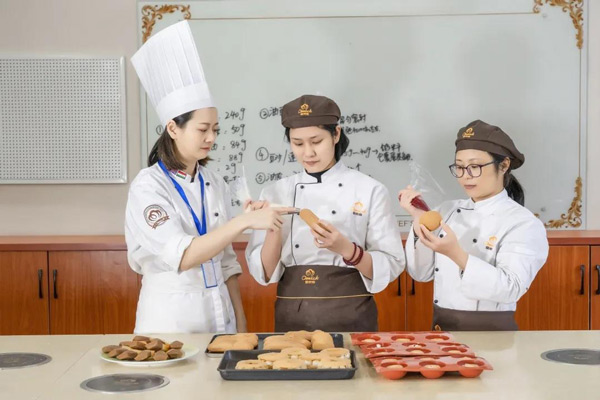 歐米奇，把優(yōu)秀的技能教給你
